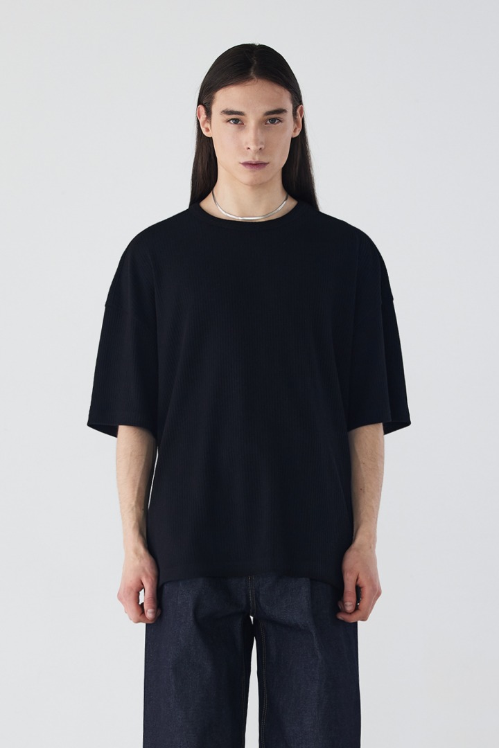 Basic Pleats T Shirt - Black